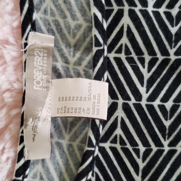 Forever21 Bodycon Mini Dress - Picture 3 of 6